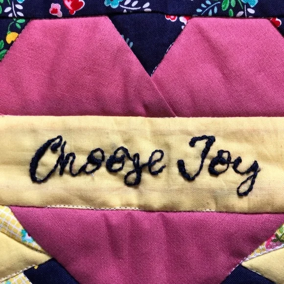 Handmade floral OOAK quilted wall hanging 18” square w/ “Choose Joy” embroidery